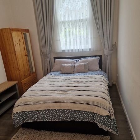 One Room In Stoke Newington Londra Esterno foto
