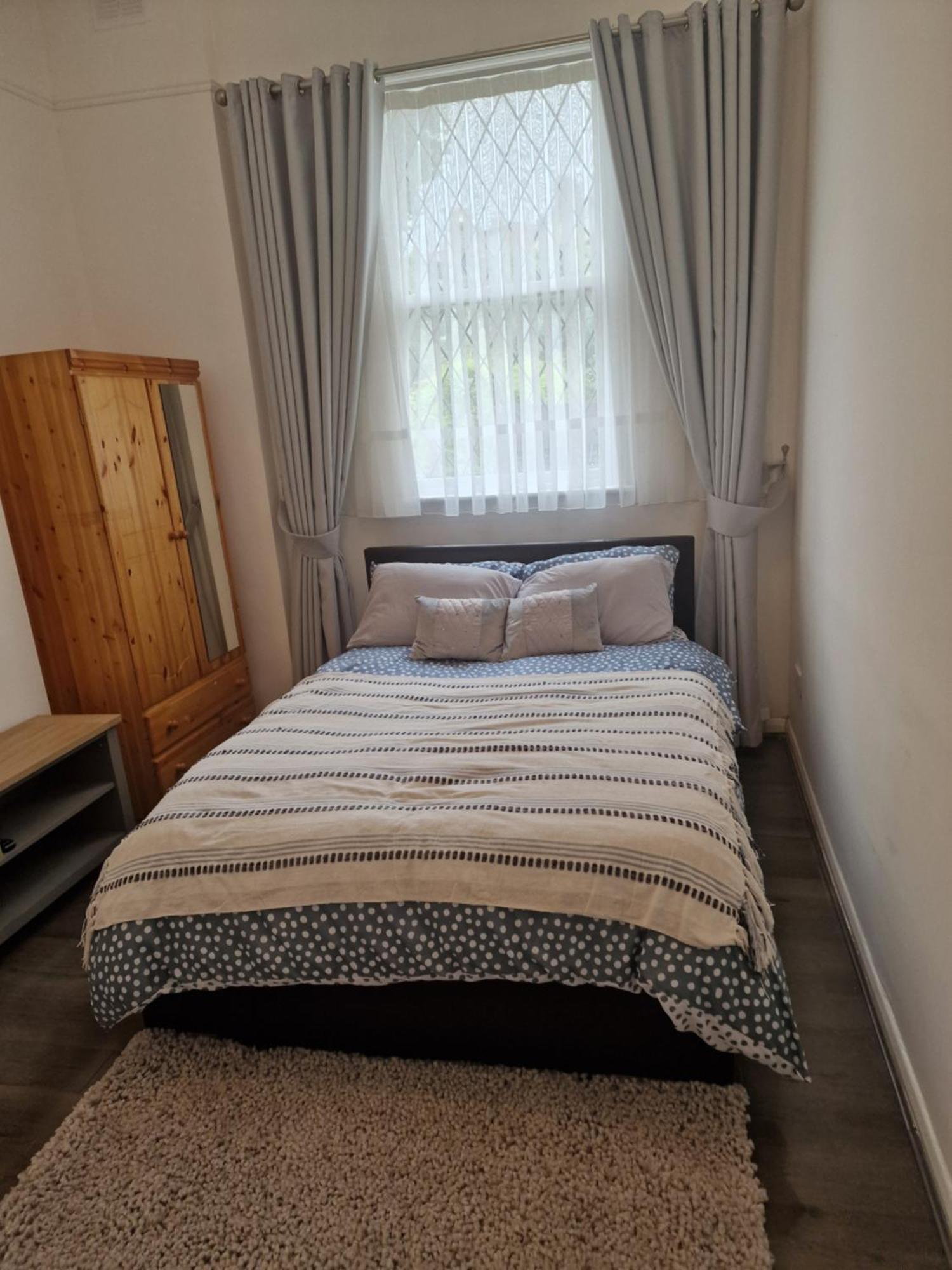 One Room In Stoke Newington Londra Esterno foto